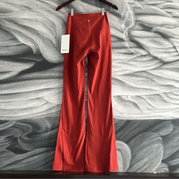 Lululemon Groove Super-High-Rise Flared Pant Nulu cayenne size 6 NWT  brown oran - Picture 3 of 8